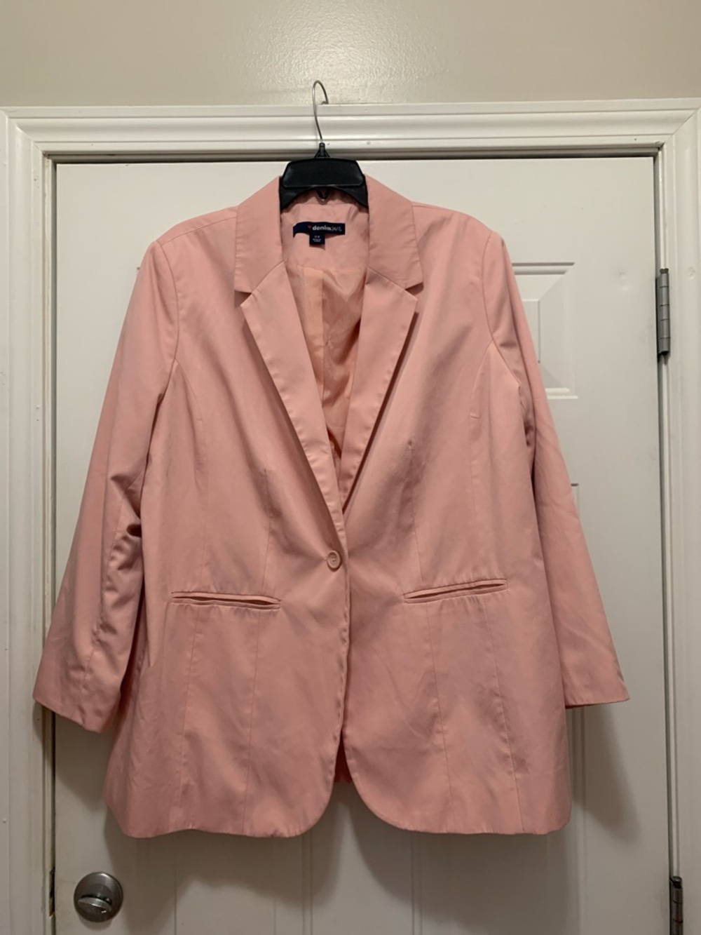 3/$15 Denim 24/7 Light Pink Single-Button Blazer Size 18W